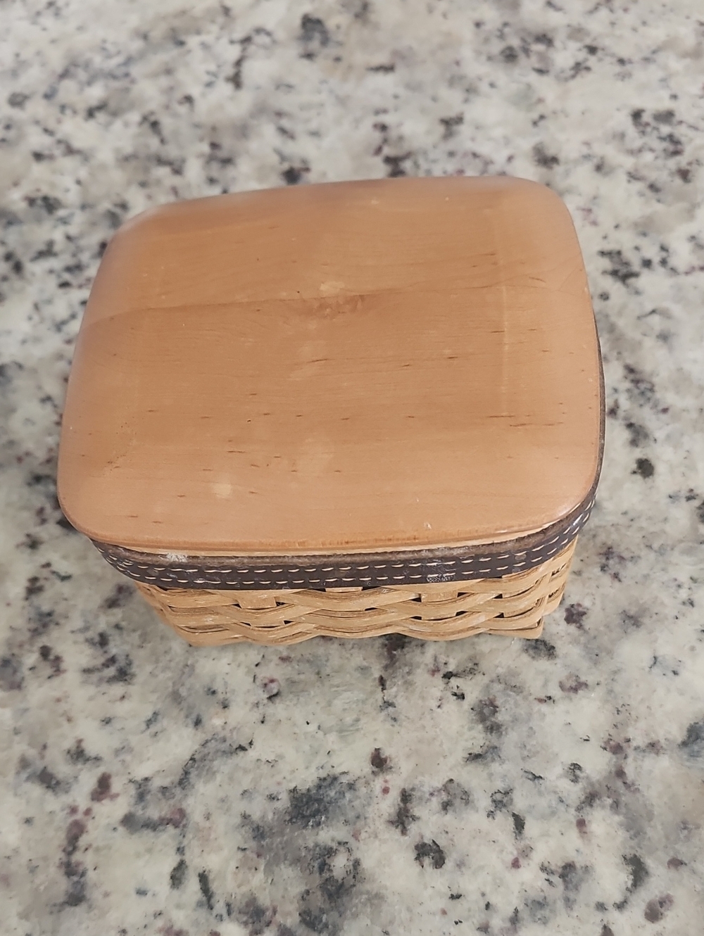 Longaberger natural brown woven storage basket with lid